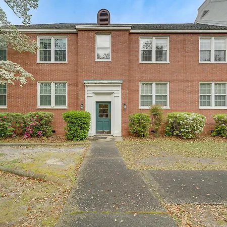 8 Mi To Beach Cozy Condo Getaway In Wilmington!
